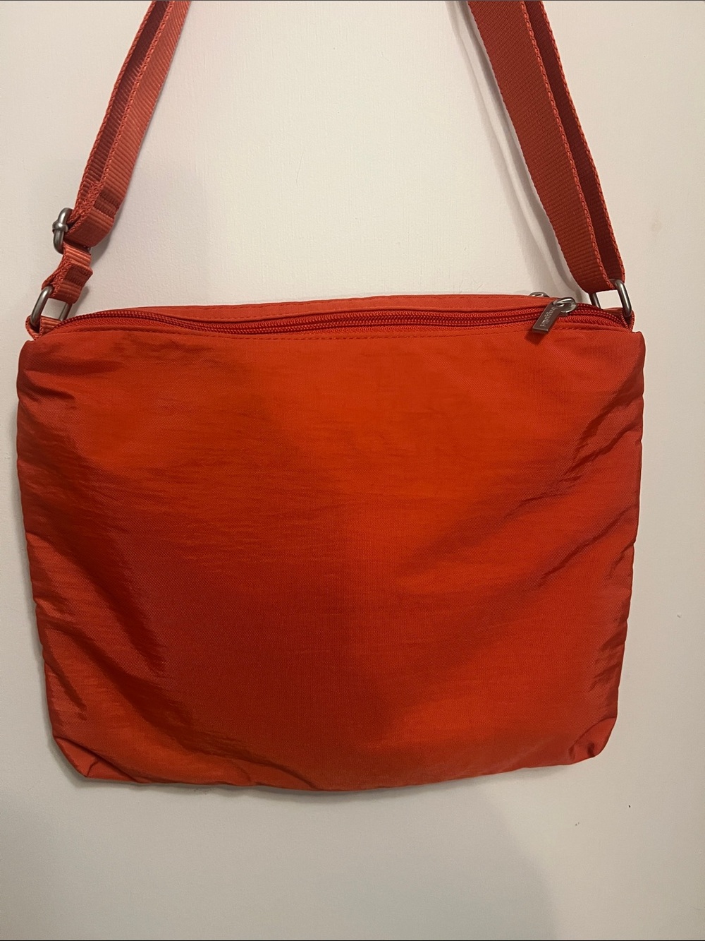 Baggallini Red-Orange Crossbody Bag - Picture 4 of 12